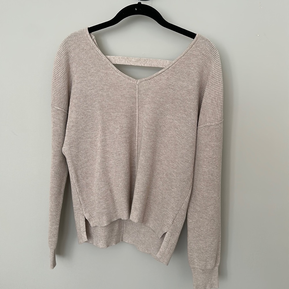 PINK ROSE V-Neck Sweater